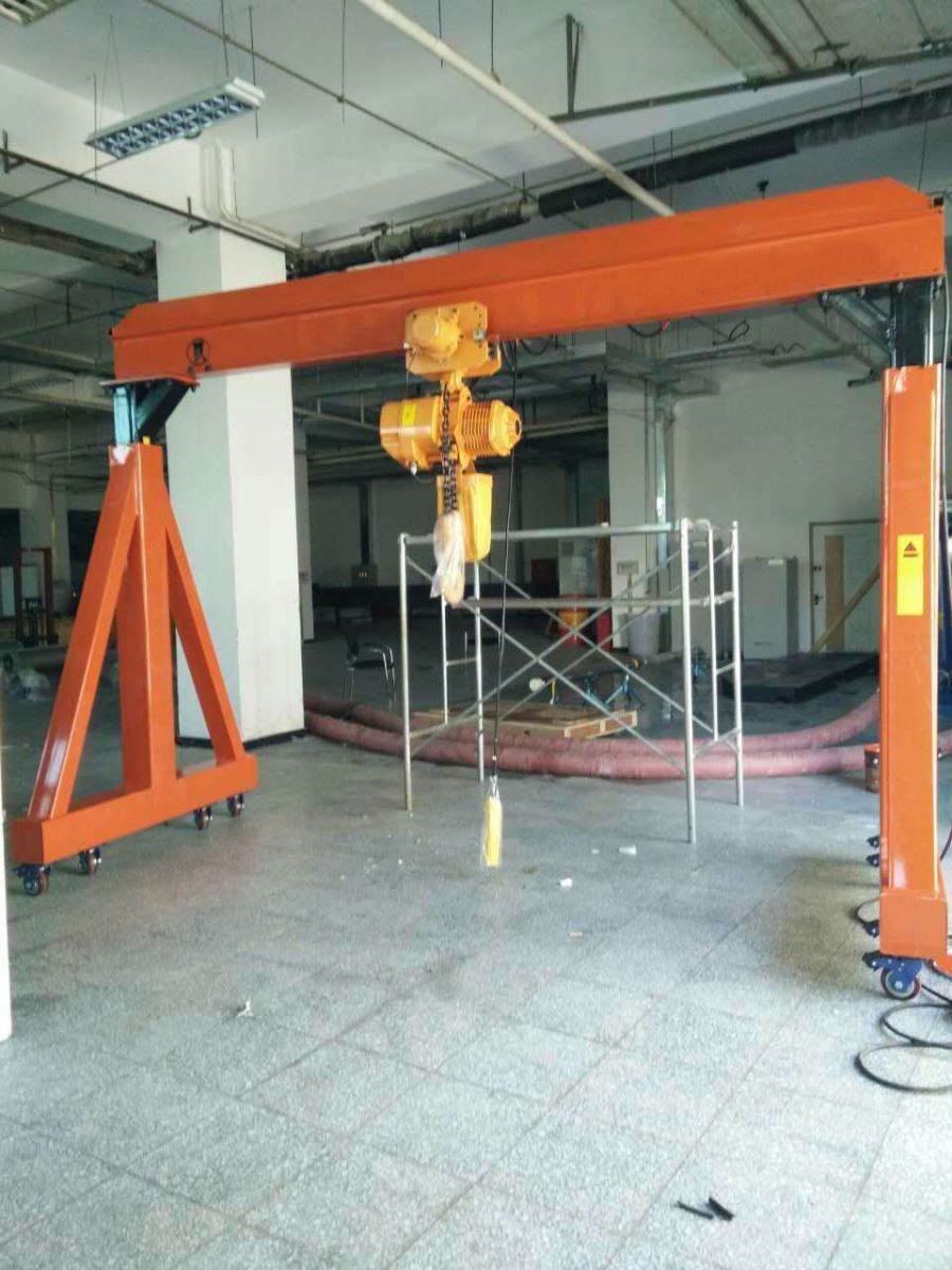 龍門吊搭配鏈條式電動(dòng)葫蘆
